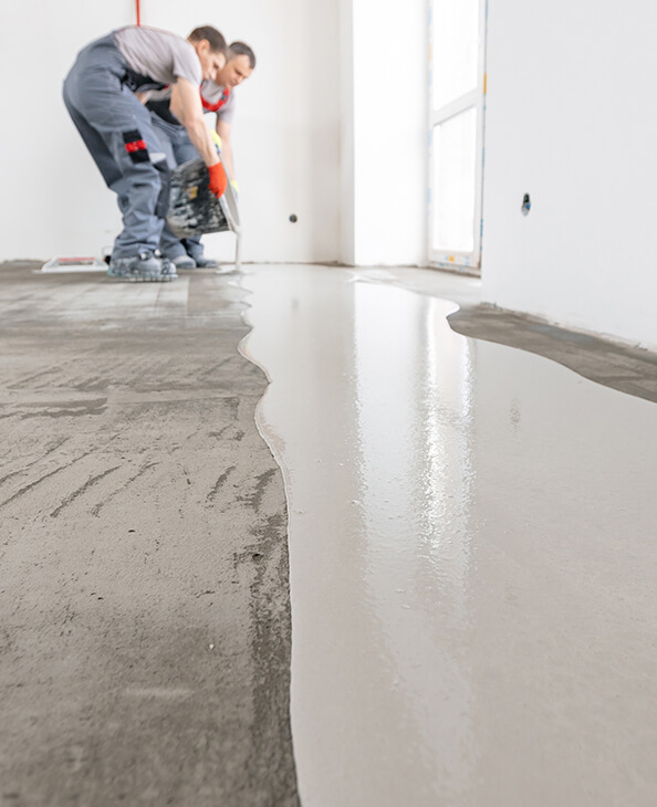 leveling with mixture of cement 594x730px